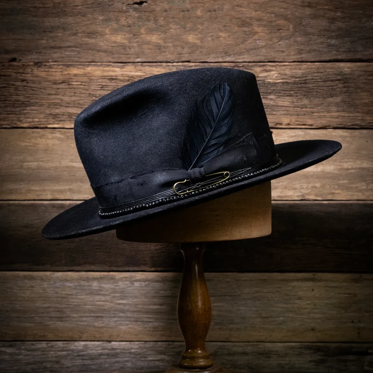 Sophisticate's Signature-Black Sails